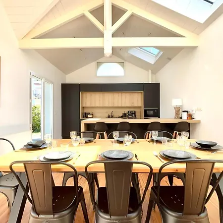 Villa Renovated In The Heart Of Outbuilding Arcachon