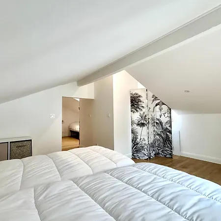 Renovated In The Heart Of Outbuilding Villa *